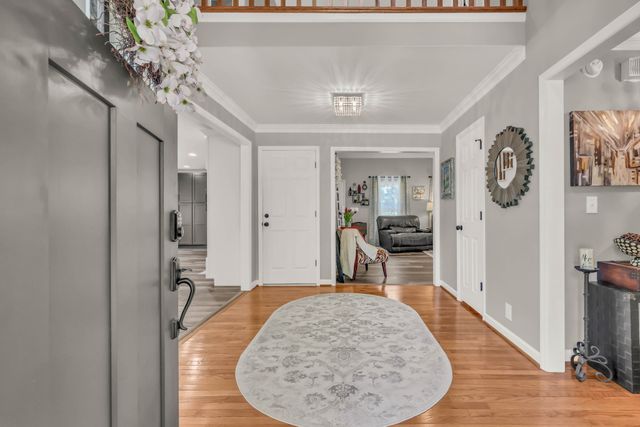 200 Plantation Ct, Dickson, TN 37055