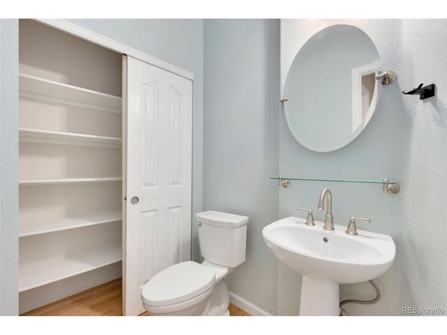 2010 Glenarbor Ct, Longmont, CO 80504