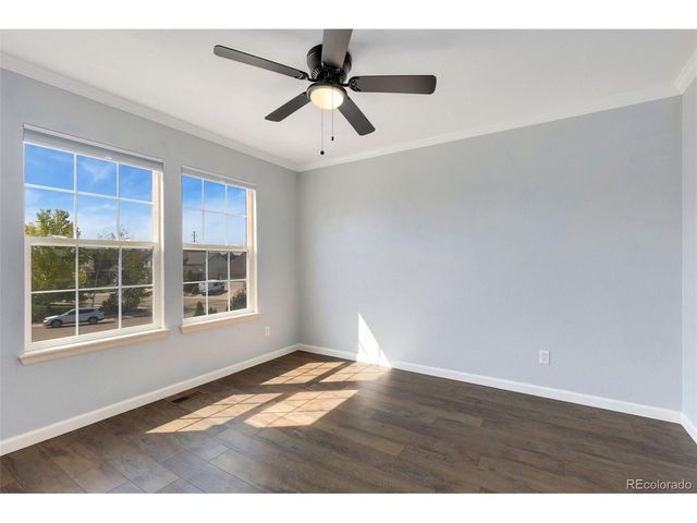 2010 Glenarbor Ct, Longmont, CO 80504