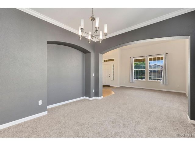 2010 Glenarbor Ct, Longmont, CO 80504