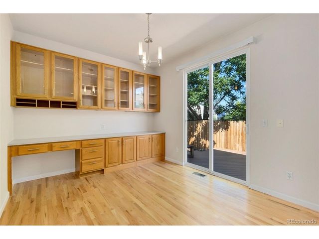 2010 Glenarbor Ct, Longmont, CO 80504