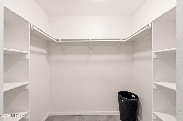 558 N Dodge Boulevard, Tucson, AZ 85716