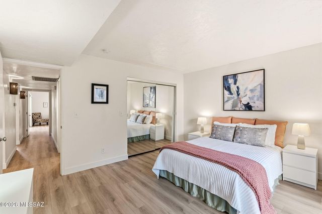 558 N Dodge Boulevard, Tucson, AZ 85716