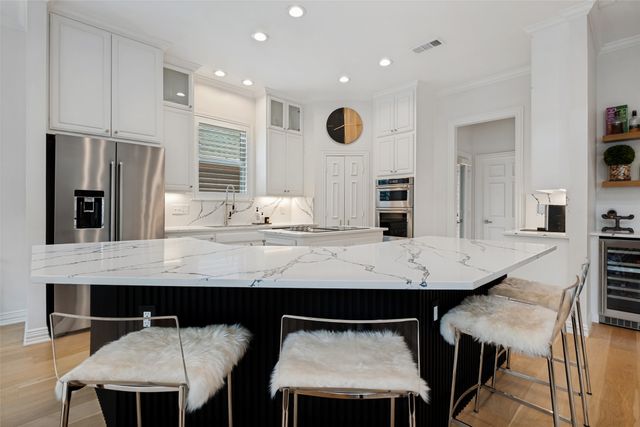 4035 Wembley Terrace, Dallas, TX 75220