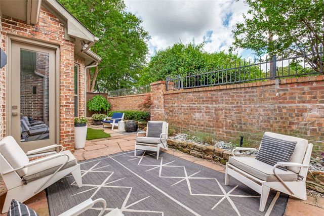 4035 Wembley Terrace, Dallas, TX 75220
