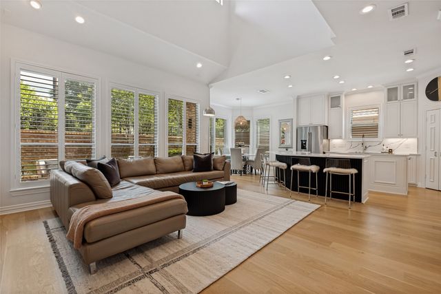 4035 Wembley Terrace, Dallas, TX 75220