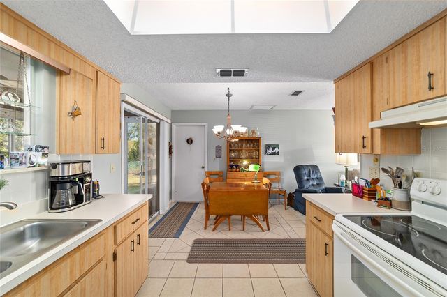 10921 SW 86TH CT, Ocala, FL 34481