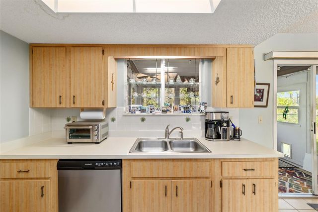 10921 SW 86TH CT, Ocala, FL 34481