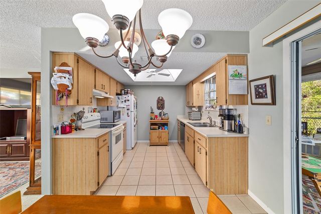 10921 SW 86TH CT, Ocala, FL 34481