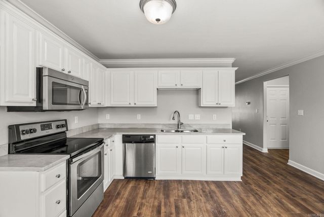 1215 Addy Brook Street, Conway, AR 72032