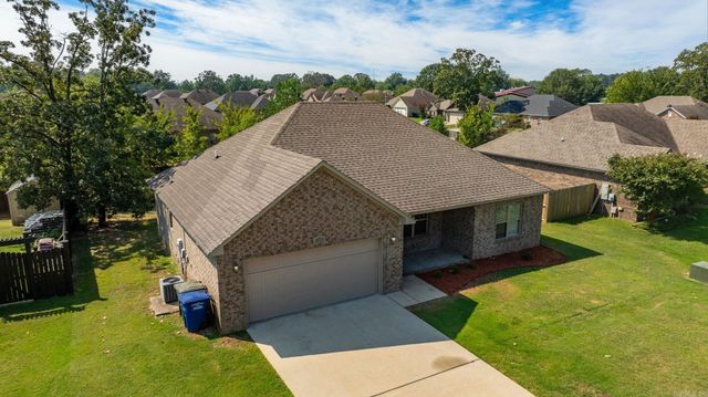 1215 Addy Brook Street, Conway, AR 72032