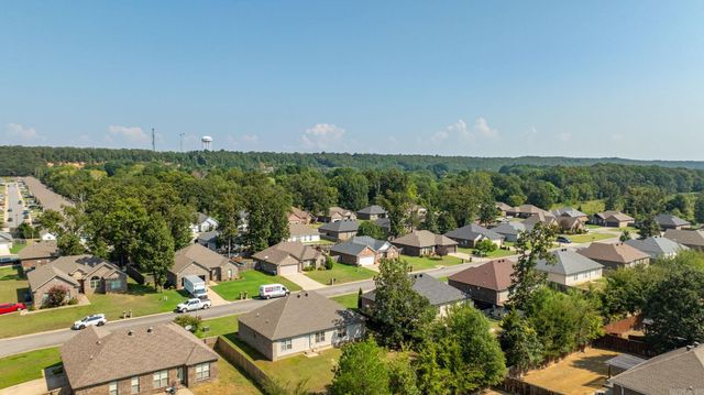 1215 Addy Brook Street, Conway, AR 72032