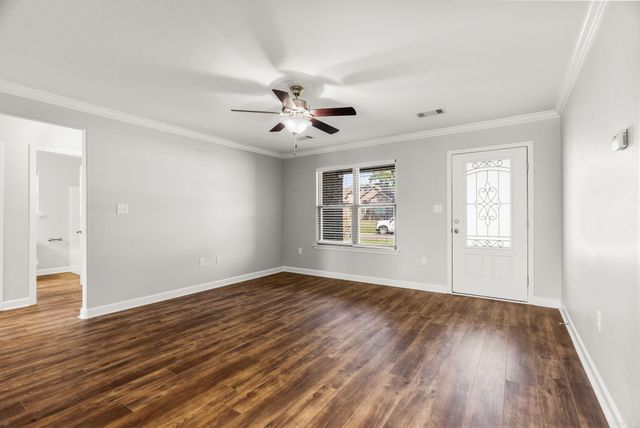 1215 Addy Brook Street, Conway, AR 72032