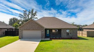 1215 Addy Brook Street, Conway, AR 72032