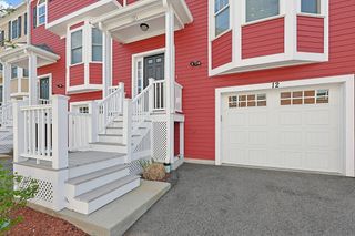 60 Lenox St 12, Norwood, MA 02062