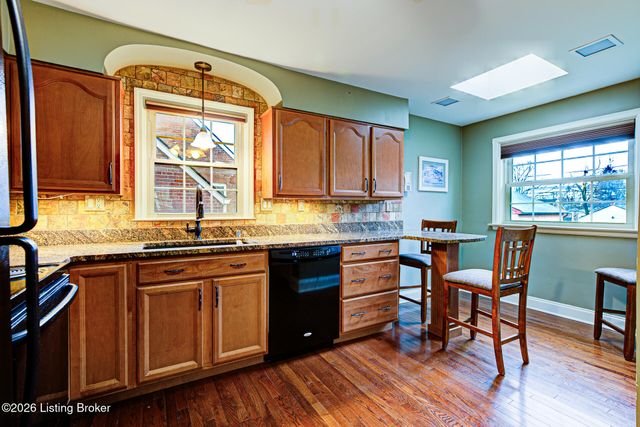 2662 Kings Hwy, Louisville, KY 40205