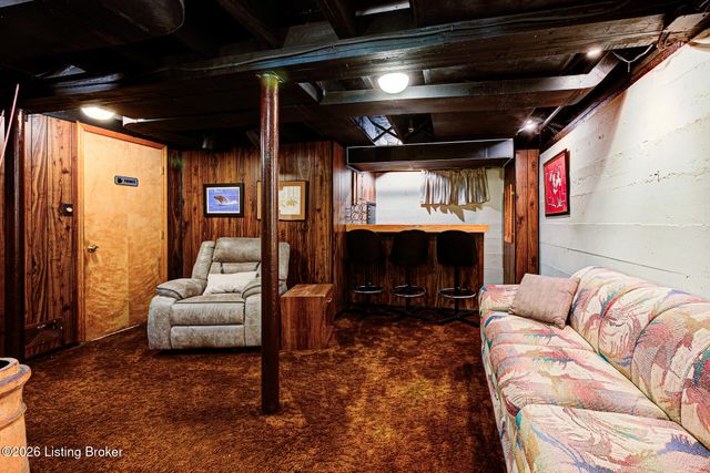 2662 Kings Hwy, Louisville, KY 40205