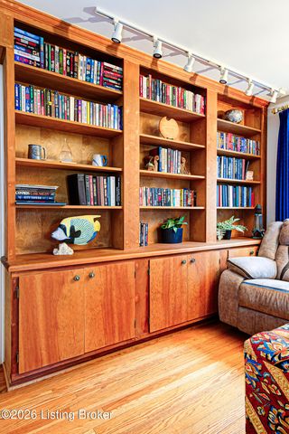 2662 Kings Hwy, Louisville, KY 40205