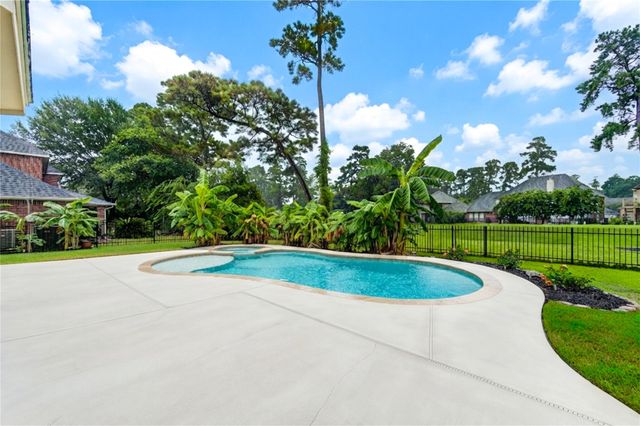 7818 Devlin Drive, Humble, TX 77346