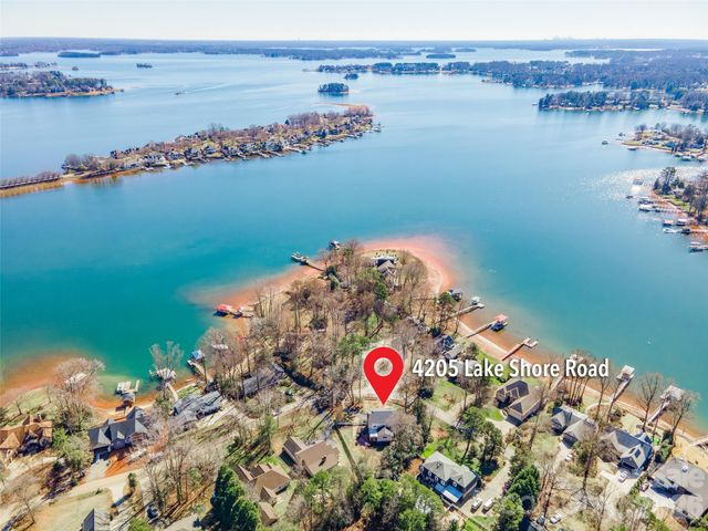 4205 Lake Shore Road S, Denver, NC 28037