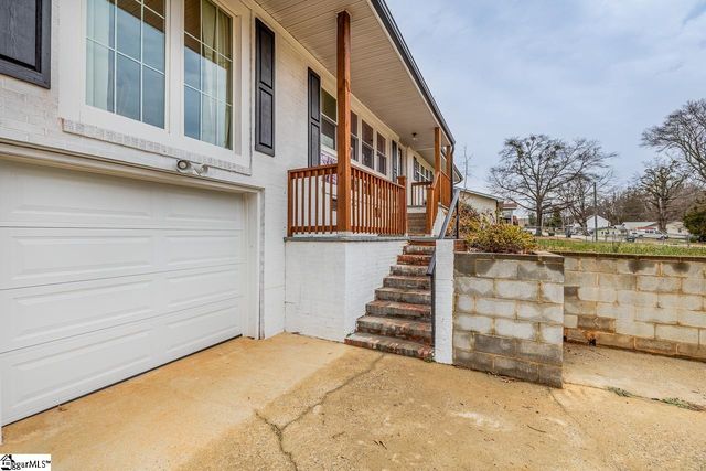 209 Boyd Avenue, Simpsonville, SC 29681