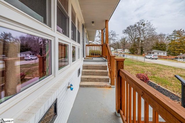 209 Boyd Avenue, Simpsonville, SC 29681