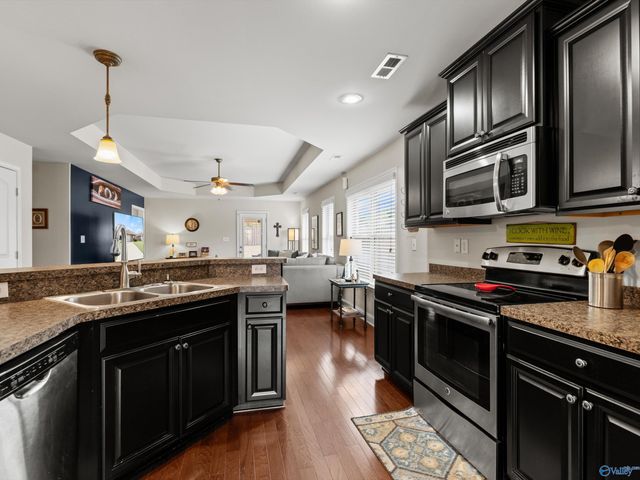 15598 Coach House Court NW, Harvest, AL 35749