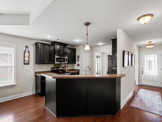 15598 Coach House Court NW, Harvest, AL 35749