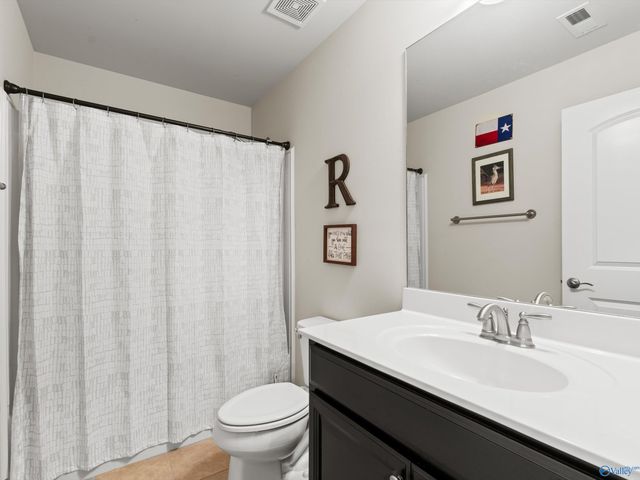 15598 Coach House Court NW, Harvest, AL 35749