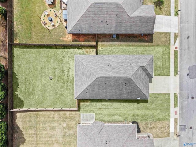 15598 Coach House Court NW, Harvest, AL 35749