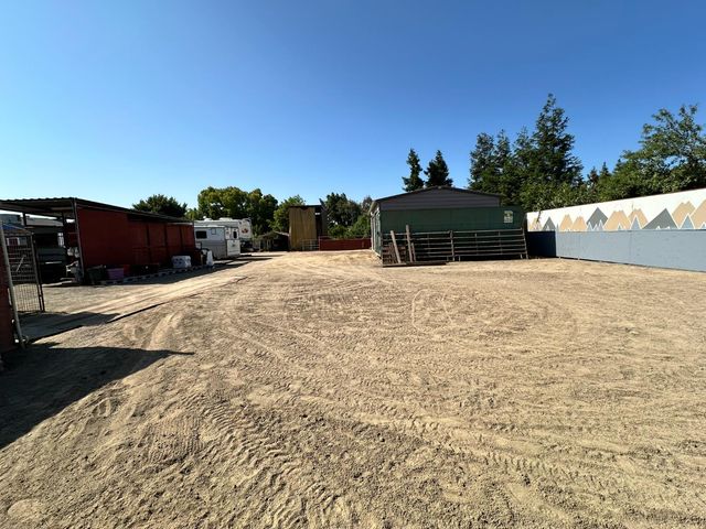 955 Elma St, Hickman, CA 95323