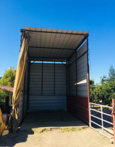 955 Elma St, Hickman, CA 95323