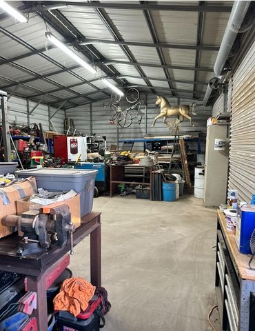 955 Elma St, Hickman, CA 95323