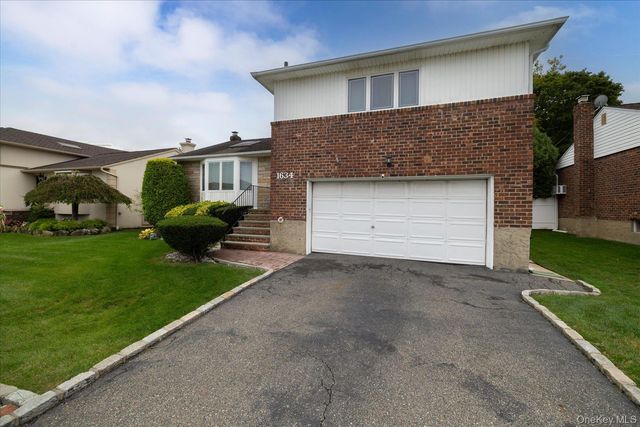 1634 Cynron Lane, East Meadow, NY 11554
