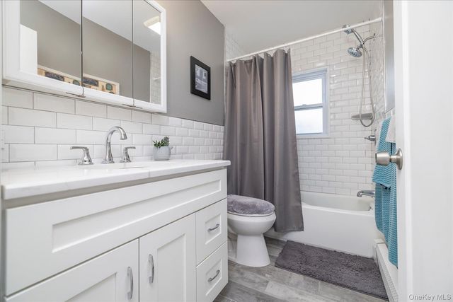 1634 Cynron Lane, East Meadow, NY 11554