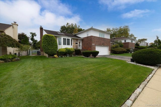 1634 Cynron Lane, East Meadow, NY 11554