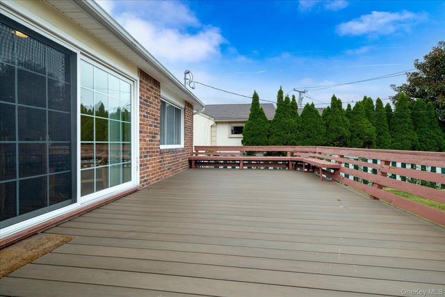 1634 Cynron Lane, East Meadow, NY 11554