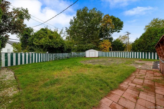 1634 Cynron Lane, East Meadow, NY 11554