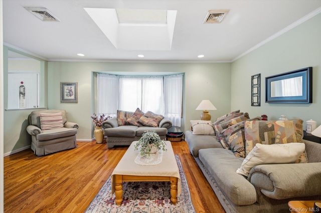 1634 Cynron Lane, East Meadow, NY 11554