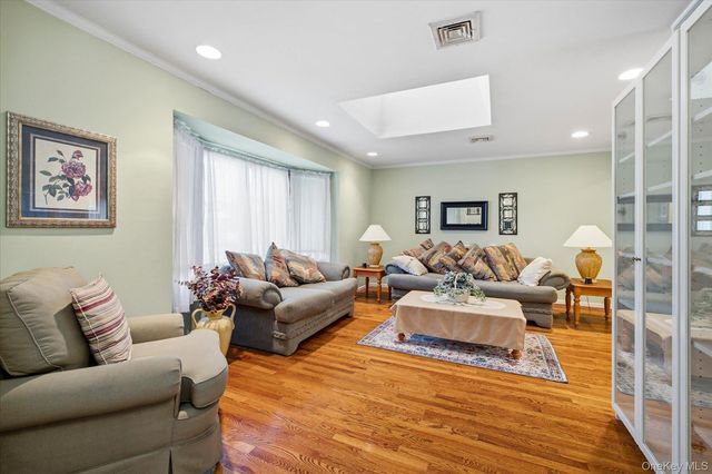 1634 Cynron Lane, East Meadow, NY 11554