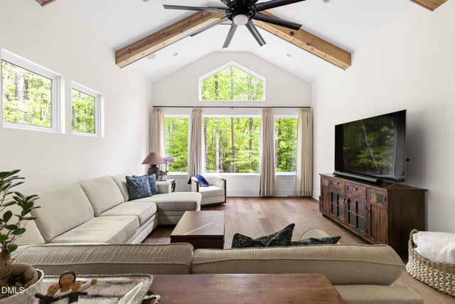 425 Ocoee Falls Drive, Chapel Hill, NC 27517