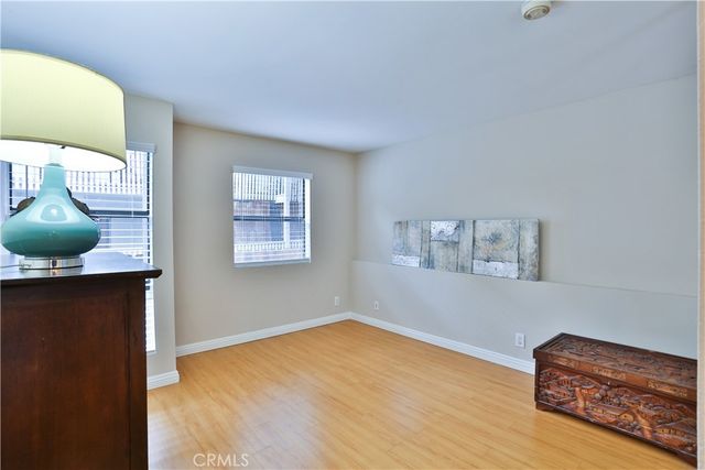 360 S Los Robles Avenue 6, Pasadena, CA 91101