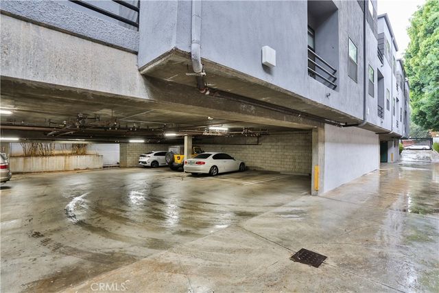 360 S Los Robles Avenue 6, Pasadena, CA 91101