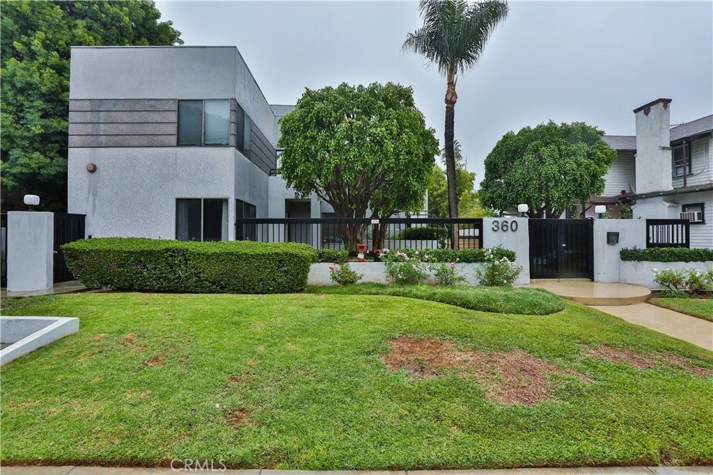 360 S Los Robles Avenue 6, Pasadena, CA 91101