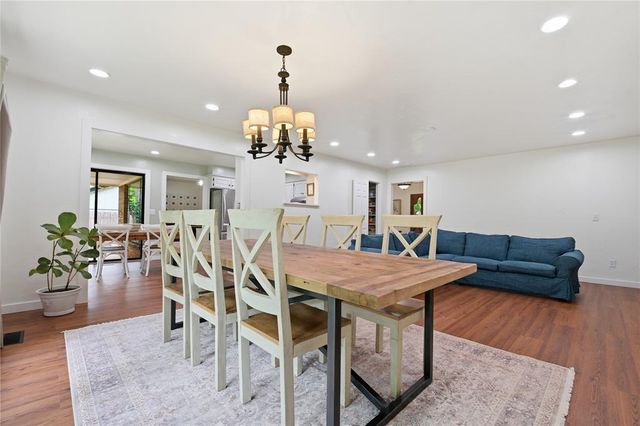 2021 Cedar Ridge Road, Edmond, OK 73013
