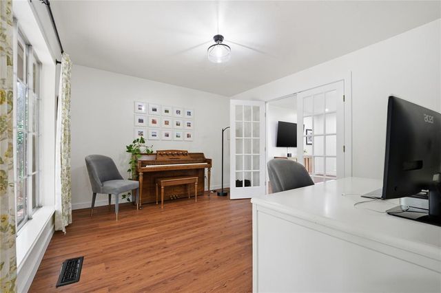 2021 Cedar Ridge Road, Edmond, OK 73013
