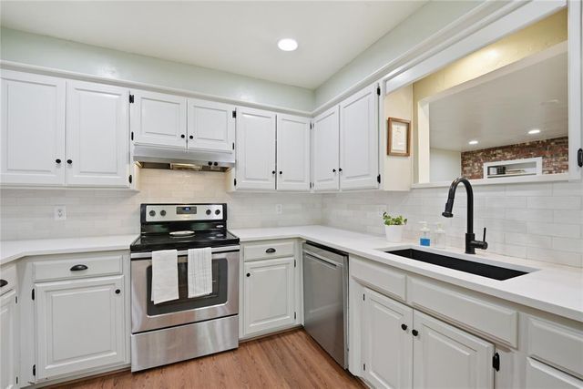 2021 Cedar Ridge Road, Edmond, OK 73013
