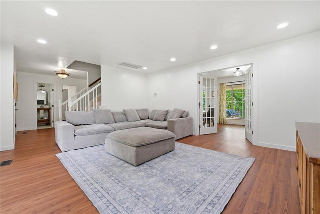 2021 Cedar Ridge Road, Edmond, OK 73013