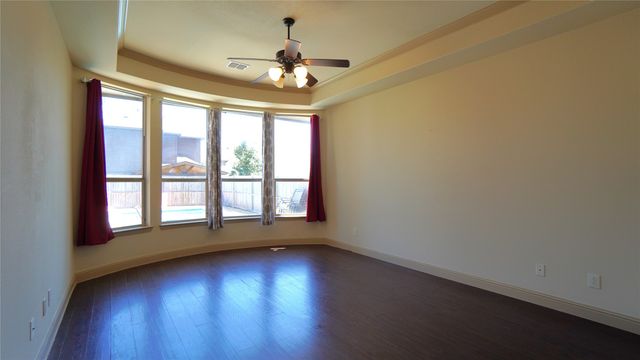 588 Deverson Drive, Rockwall, TX 75087