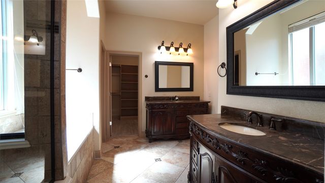 588 Deverson Drive, Rockwall, TX 75087